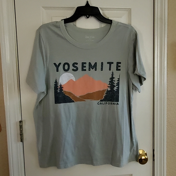 Zoe + Liv Tops - EUC - Zoe & Liv | Sage Green Yosemite Shirt Size XL